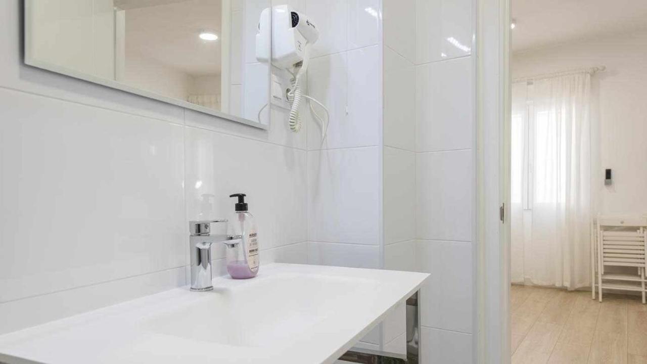 Apartamentos Dimax By Toledo Ap מראה חיצוני תמונה