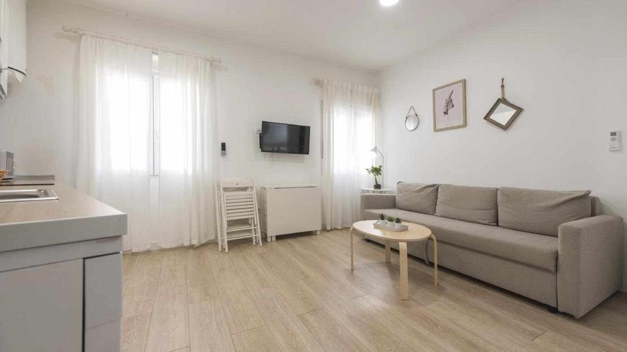 Apartamentos Dimax By Toledo Ap מראה חיצוני תמונה